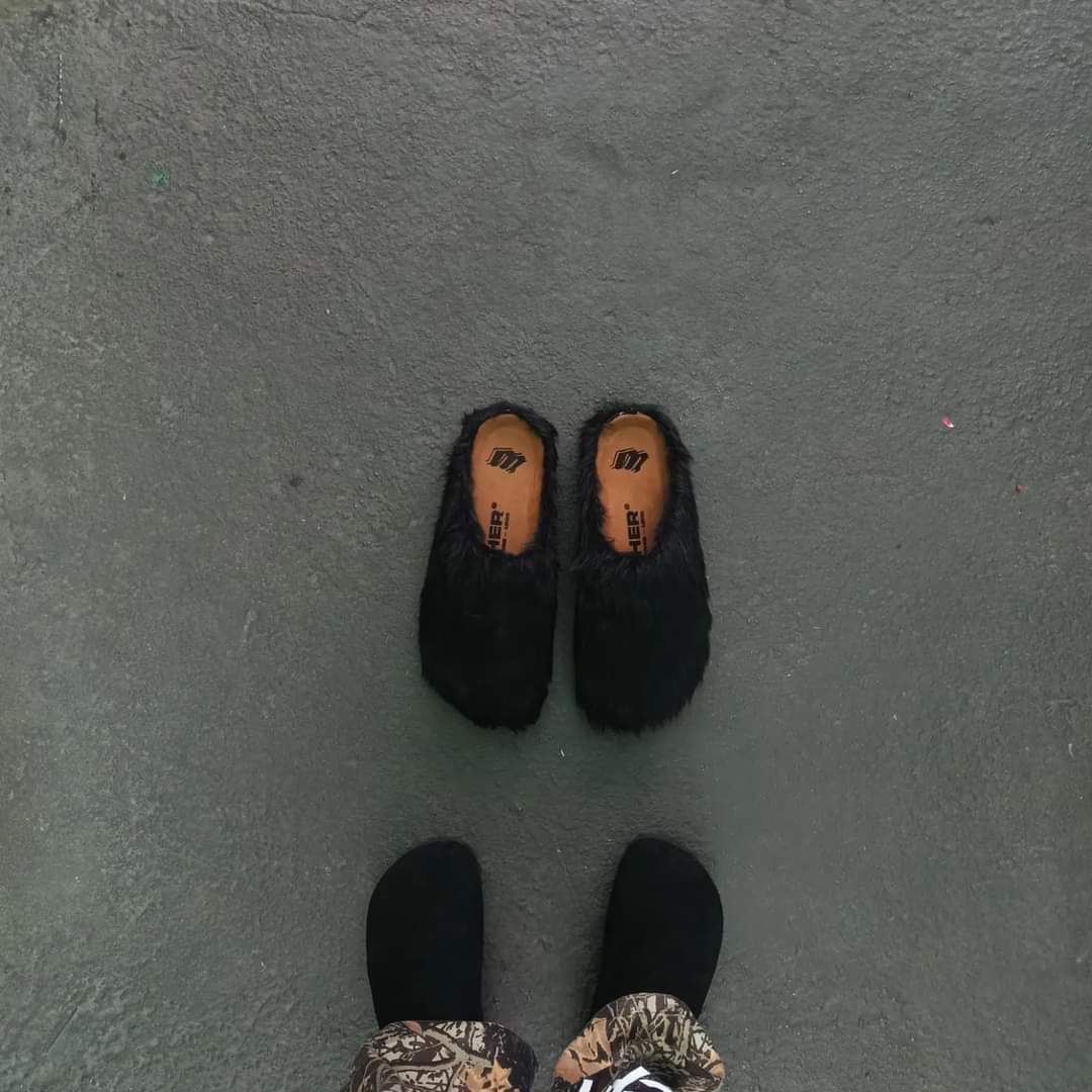 COZY FUR MULE