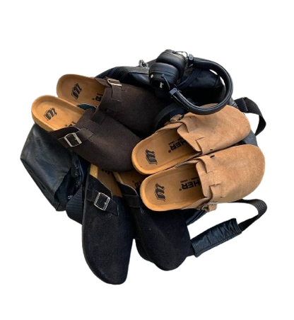 PREMIUM CLOGS