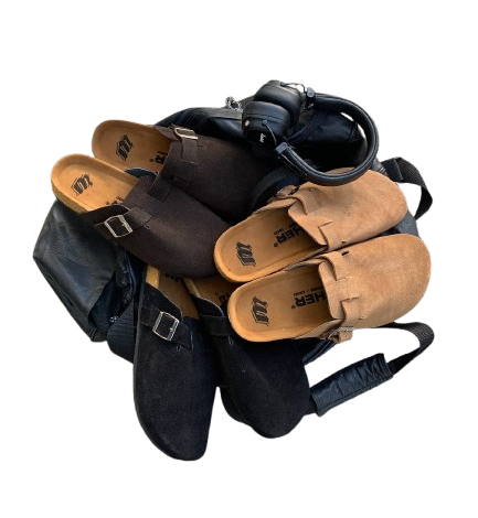 PREMIUM CLOGS